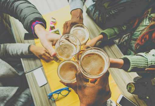 9 Best Bars in South Carolina: 2024 Edition!